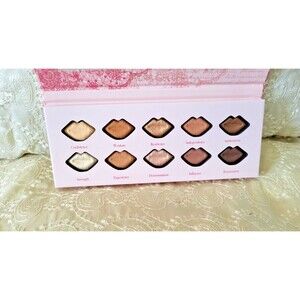 Laura Geller Baked Kisses Eyeshadow Palette - 10 shades    NEW IN BOX